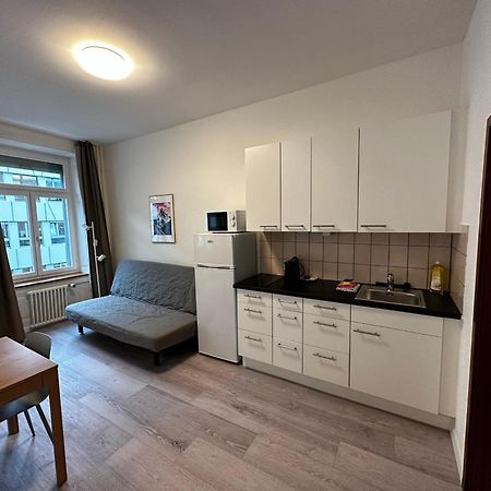 Hitrental Seefeld - Kreuzstrasse Apartments Цюрих Екстериор снимка