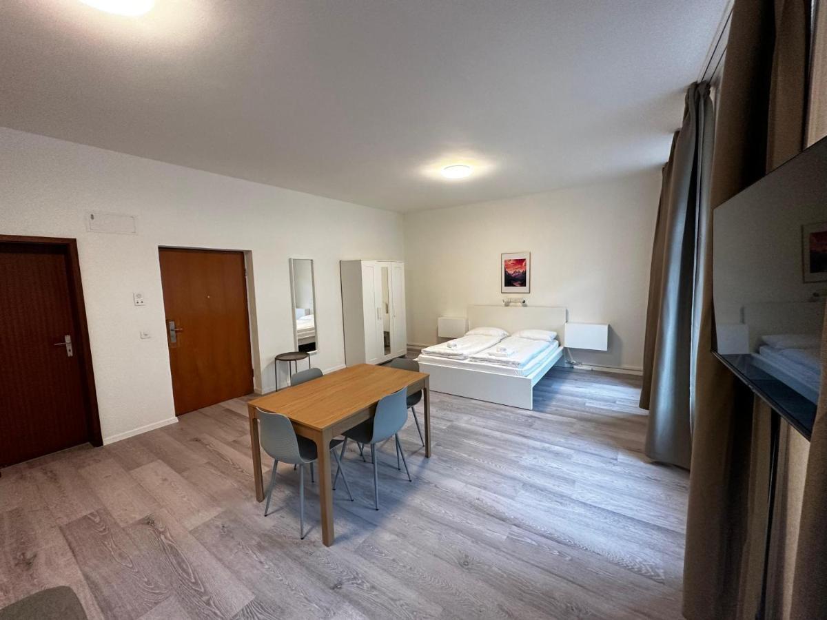 Hitrental Seefeld - Kreuzstrasse Apartments Цюрих Екстериор снимка