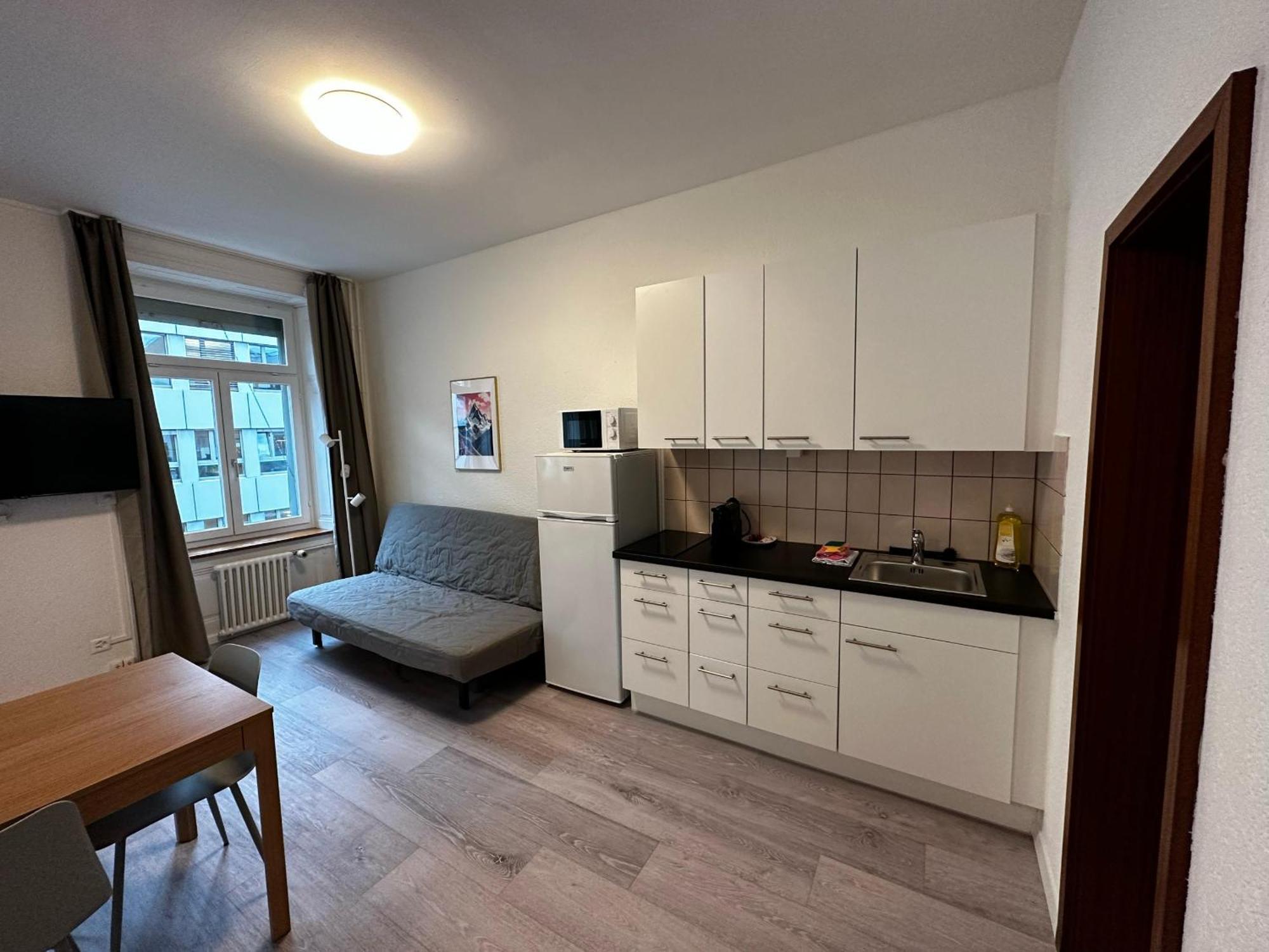 Hitrental Seefeld - Kreuzstrasse Apartments Цюрих Екстериор снимка