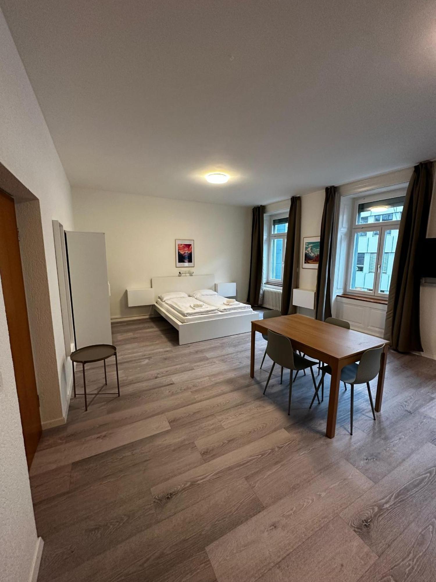 Hitrental Seefeld - Kreuzstrasse Apartments Цюрих Екстериор снимка