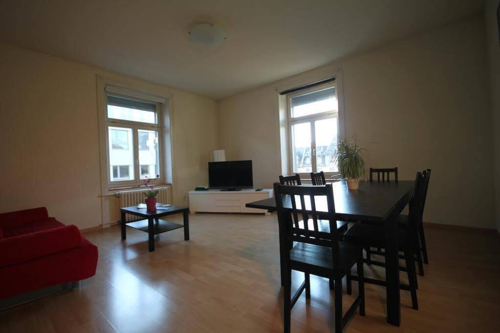 Hitrental Seefeld - Kreuzstrasse Apartments Цюрих Екстериор снимка